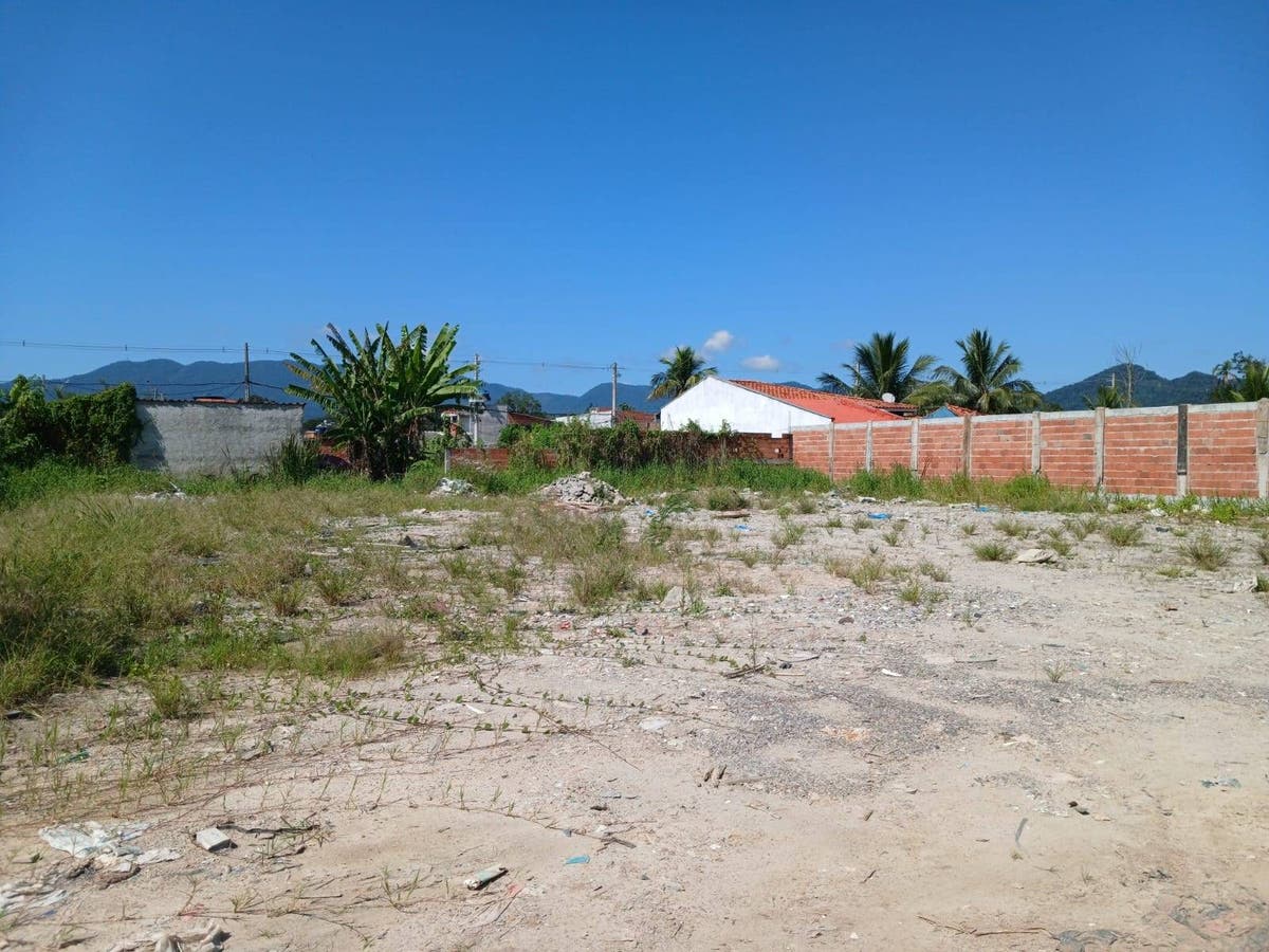 Terreno Á Venda-Oportunidade-Golfinho-Caraguatatuba-Sp - Lote/Terreno em Balneário dos Golfinhos, Caraguatatuba - à venda - Vilela Imóveis