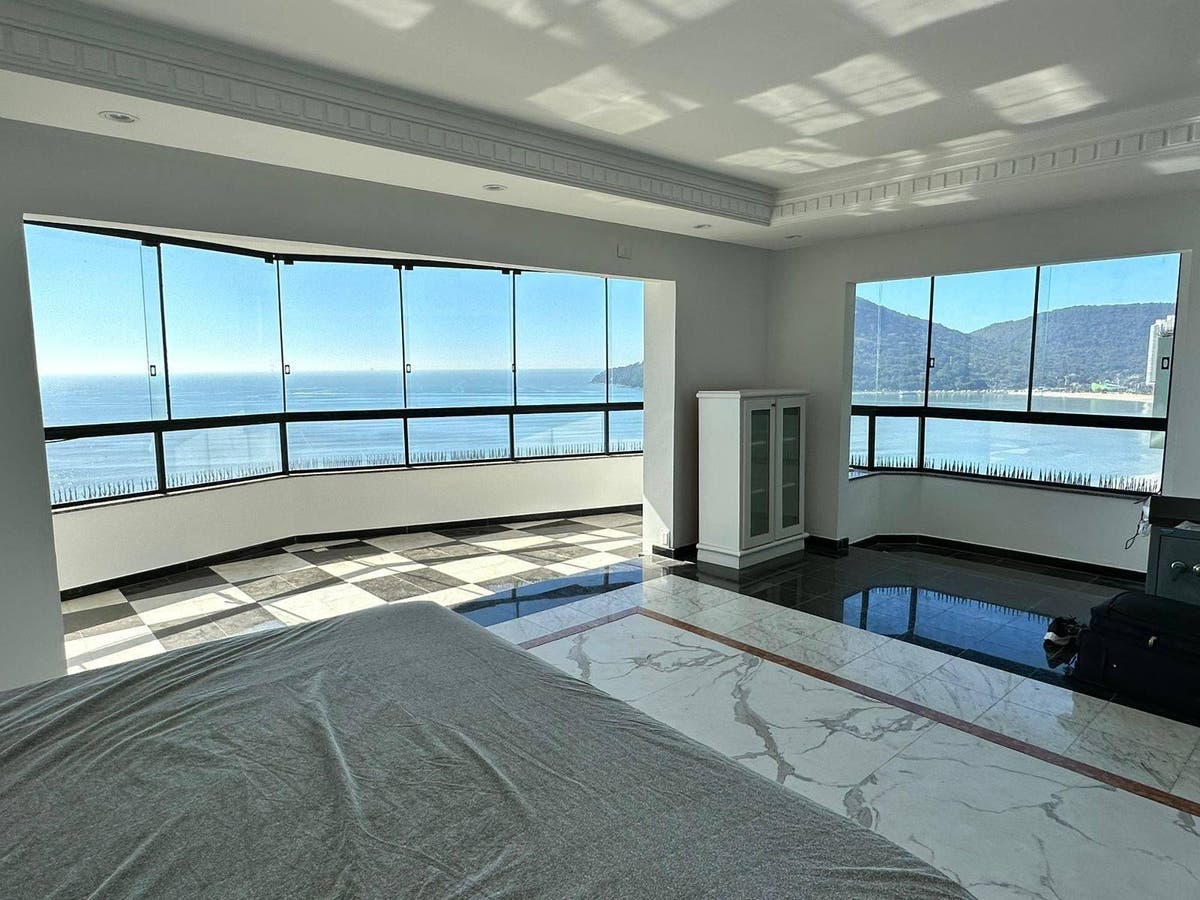 Cobertura Tríplex Frente Mar a venda/ Balneário Camboriú - Duplex em Centro, Balneário Camboriú - à venda - IMEX INVESTIMENTOS LTDA