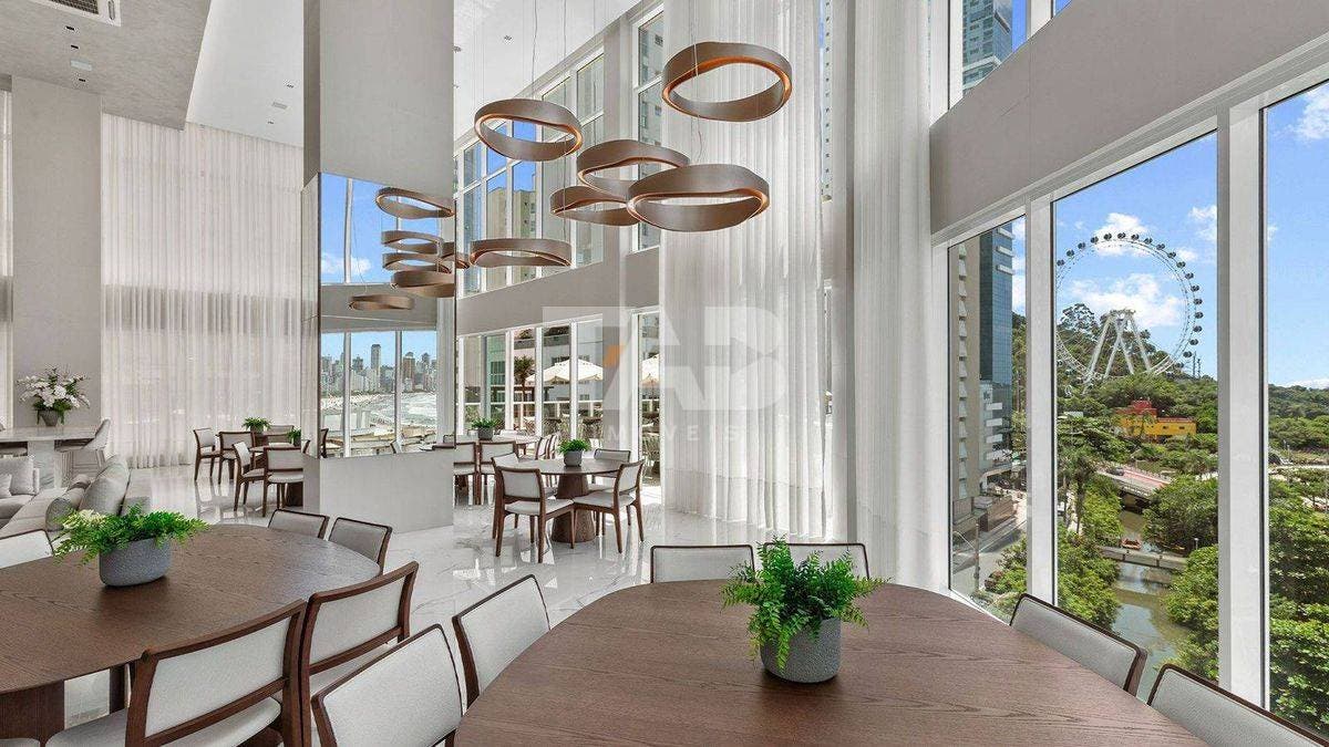 Apartamento à venda no Skyline Tower - Apartamento em Pioneiros, Balneário Camboriú - à venda - TAB Imóveis