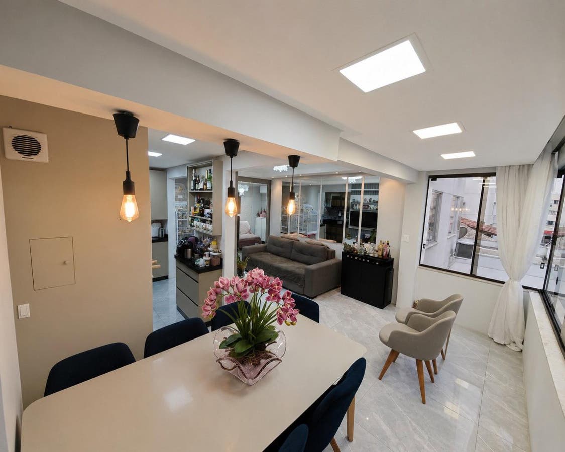 Apartamento à venda no Edifício Residencial Maria Júlia com 2 dormitórios no Centro em Balneário Camboriú - Apartamento em Centro, Balneário Camboriú - à venda - WOW Imobiliária Ltda