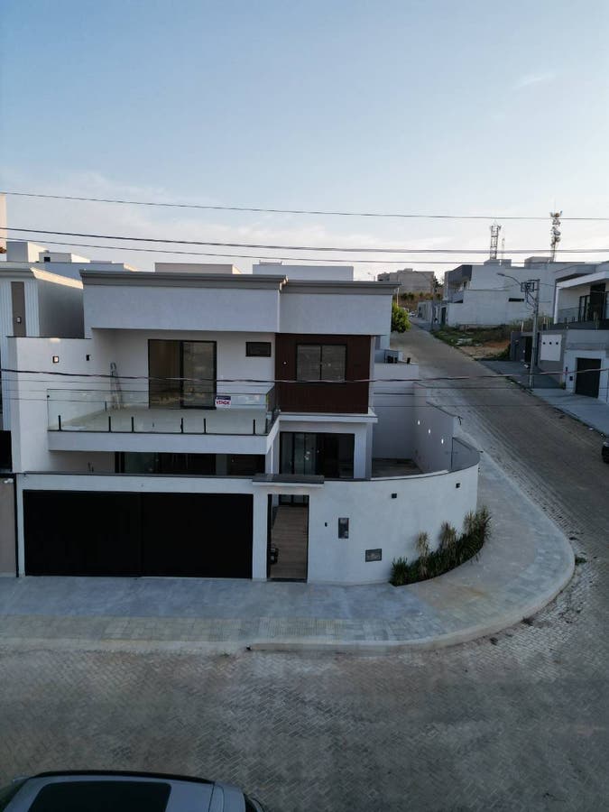Fachada residencial moderna