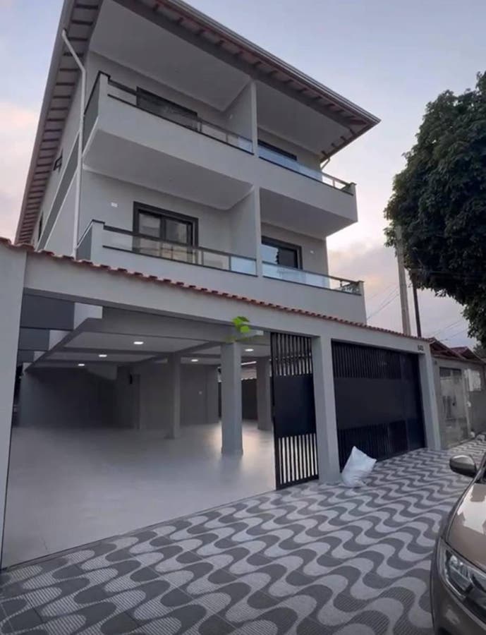 Sobrado na Aviação Praia Grande | 2 Dormitórios, Quintal Privativo e Minha Casa Minha Vida - Casa de Condomínio em Aviação, Praia Grande - à venda - CONTEMPLAR IMÓVEIS LTDA