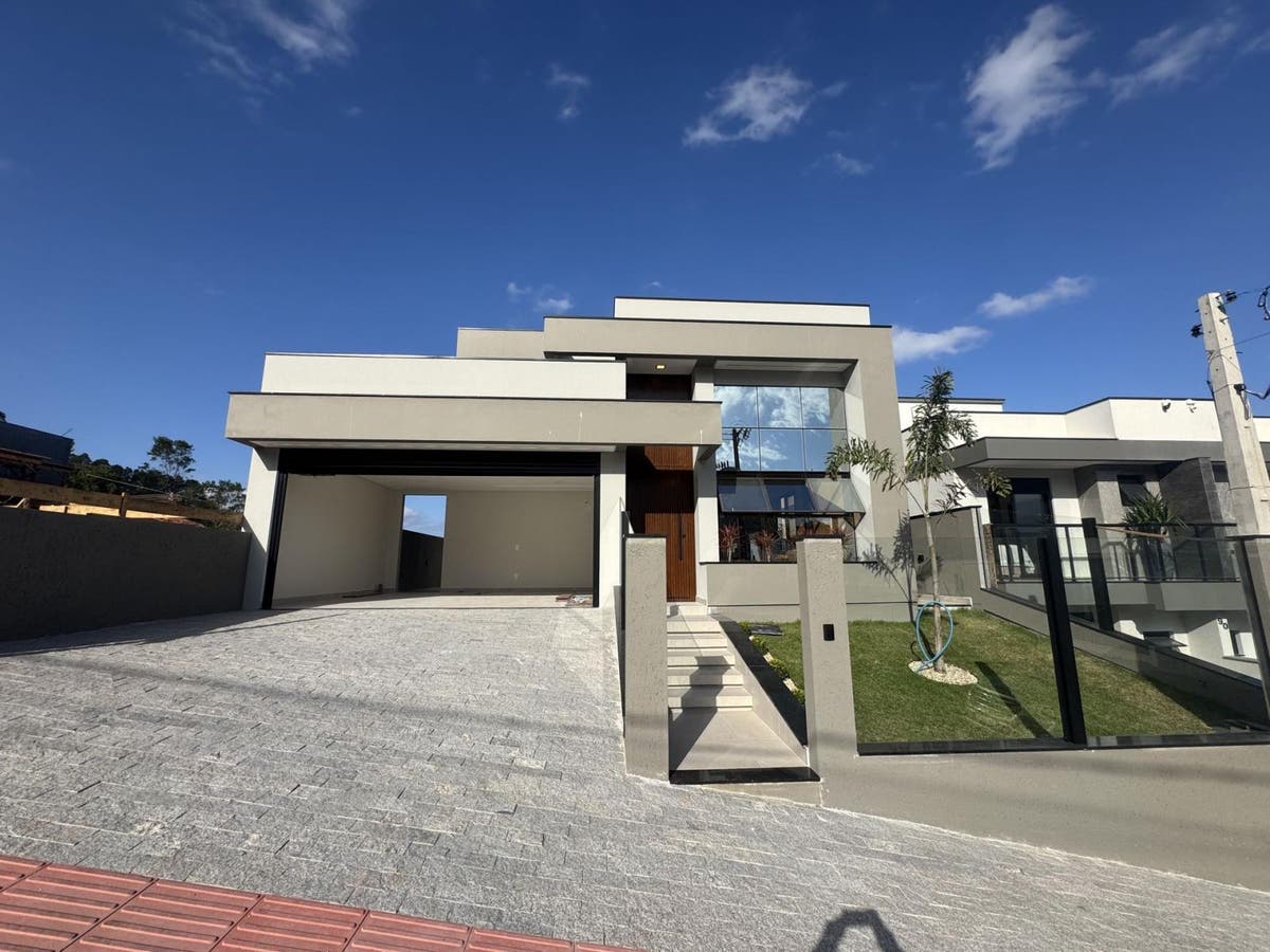 Casa de alto padrão no Green Vilage - Casa em São Sebastião, Palhoça - à venda - Madri Imóveis ltda