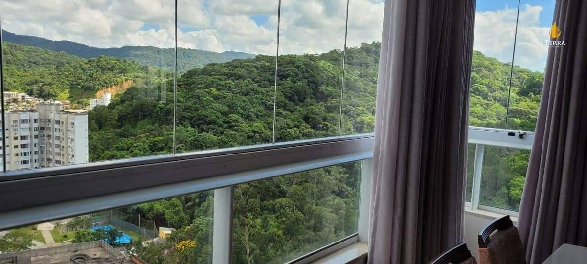 Apartamento a Venda no Edifício Farol Ponta do Mel em Balneário Camboriú - Apartamento em Pioneiros, Balneário Camboriú - à venda - IMOBILIÁRIA TERRA ITAJAI LTDA