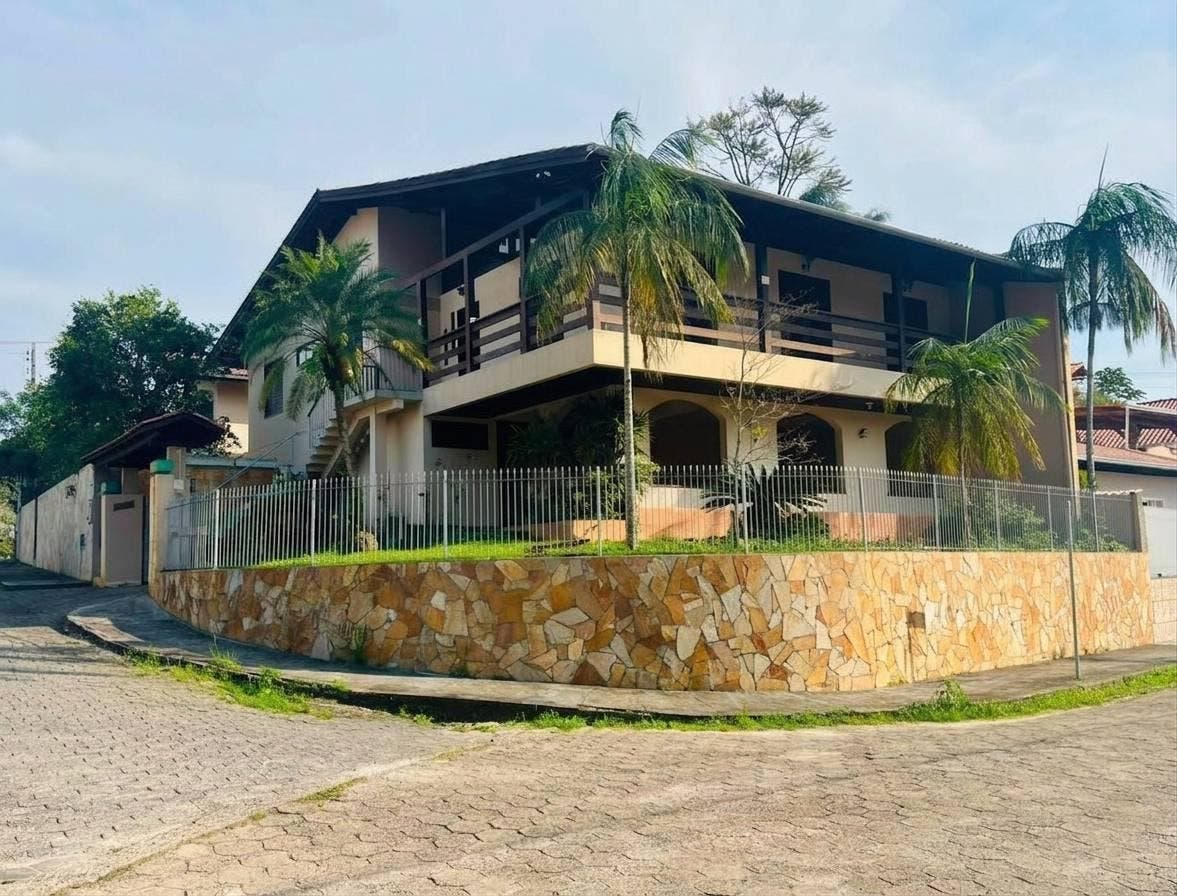 Casa com 4 quartos à Venda, Bela Vista - Gaspar - Casa em Bela Vista, Gaspar - à venda - Tomio Imoveis Ltda
