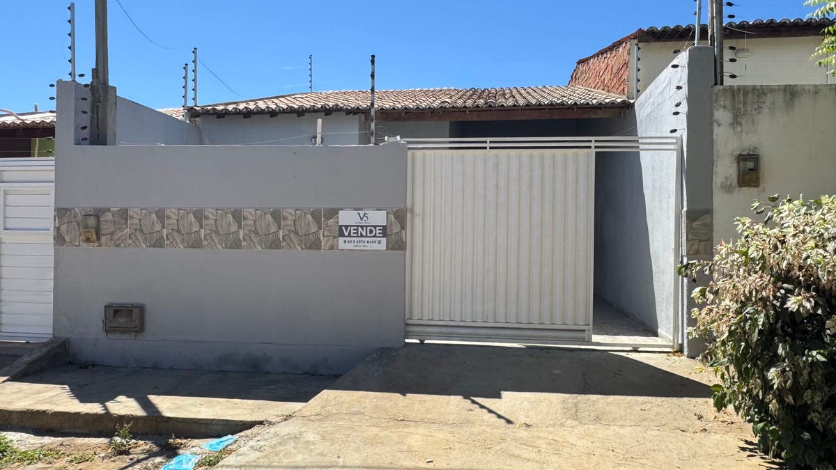 Casa - Por trás do Novo Atacarejo - Casa em Cajazeiras - à venda - V5 IMOBILIÁRIA
