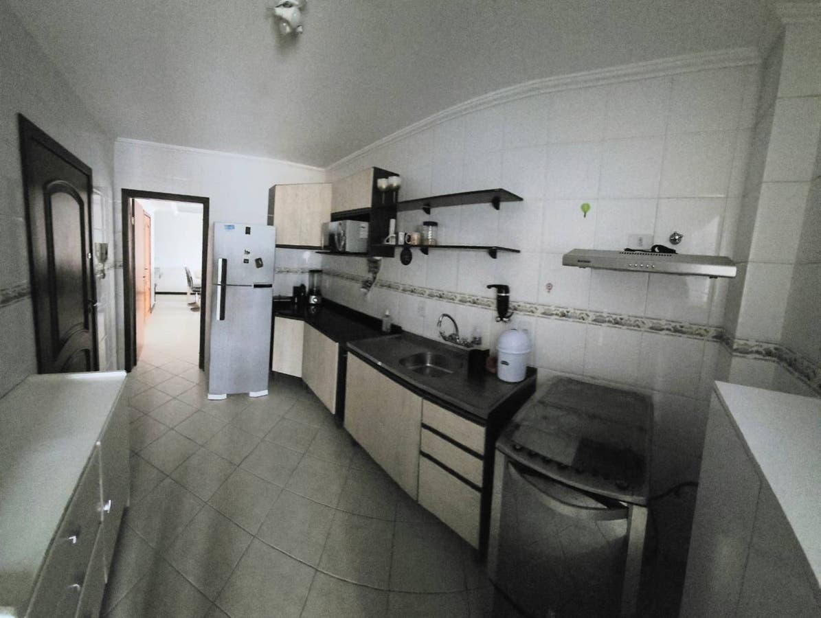 ALUGUEL DE APARTAMENTO DE 3 DORITÓRIOS NA AVENIDA ATLÂNTICA EM BALNEÁRIO CAMBORIÚ - 16