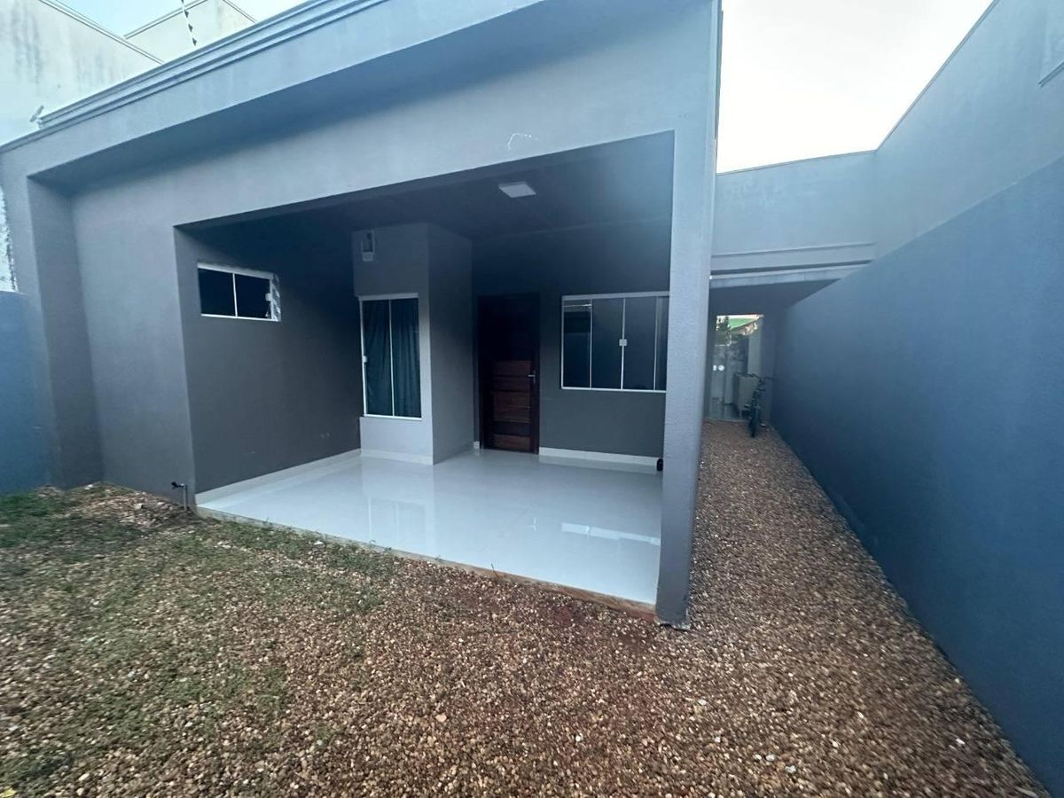 CONJUNTO DE 4 CASA EM DOIS TERRENOS - Casa em Sinop - para locação e à venda - CASA GOLD IMÓVEIS