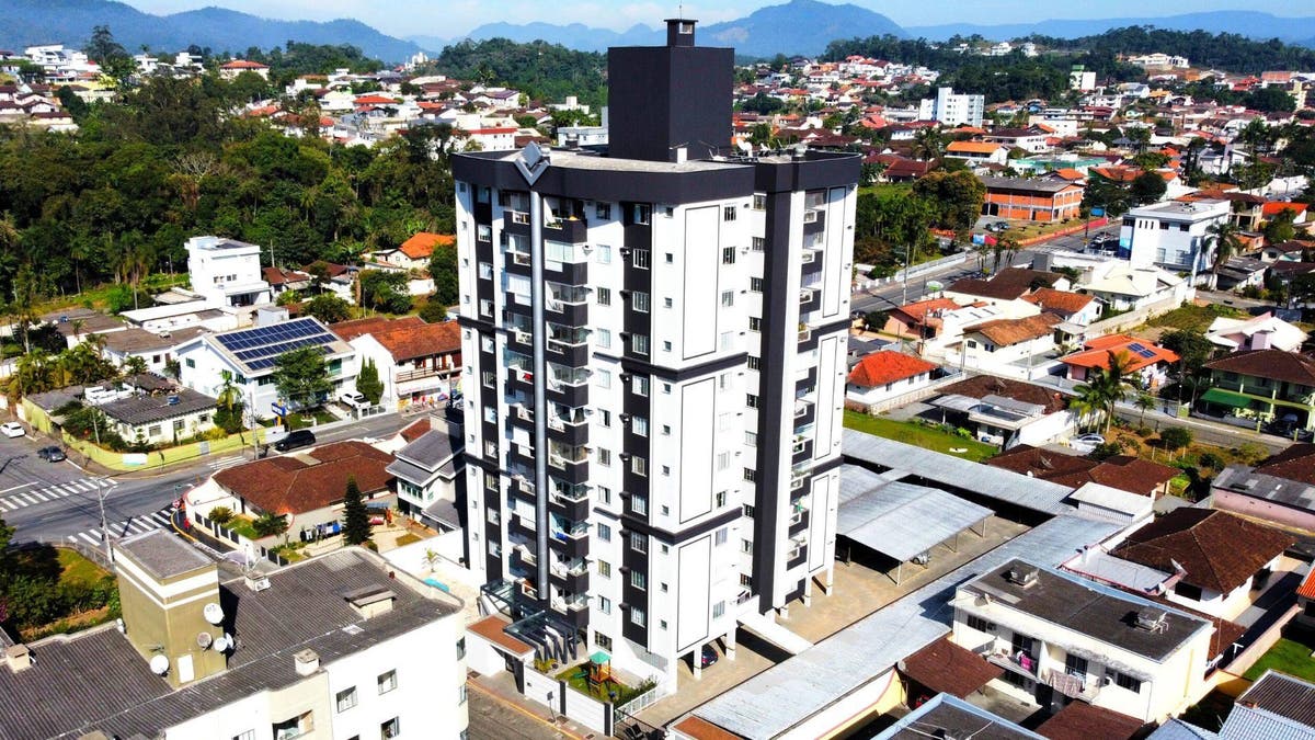 Apartamento 3 Quartos Nova Brasília, Jaraguá do Sul: Semimobiliado com 2 Vagas - Apartamento em Nova Brasília, Jaraguá do Sul - à venda - Franco Imóveis