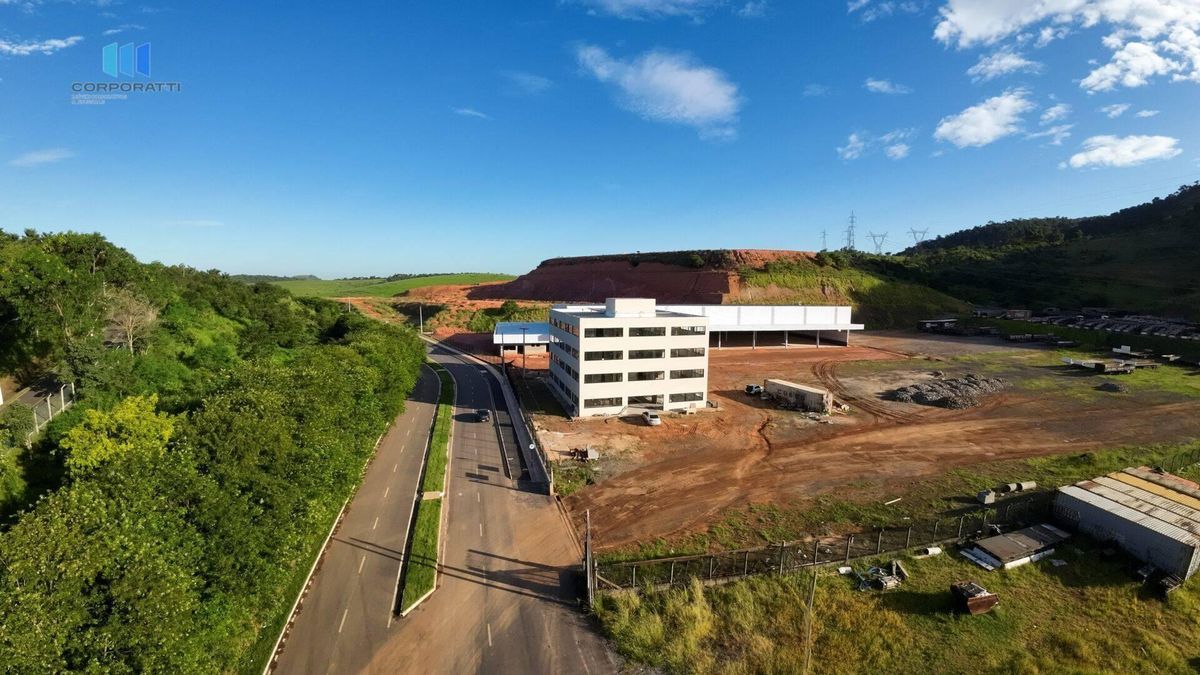 Salas Comerciais - 450 m² - Prédio Comercial - Caxias do Sul - Viana/ES - Comercial em Caxias do Sul, Viana - para locação - More & Corporatti Soluções Imobiliárias Ltda
