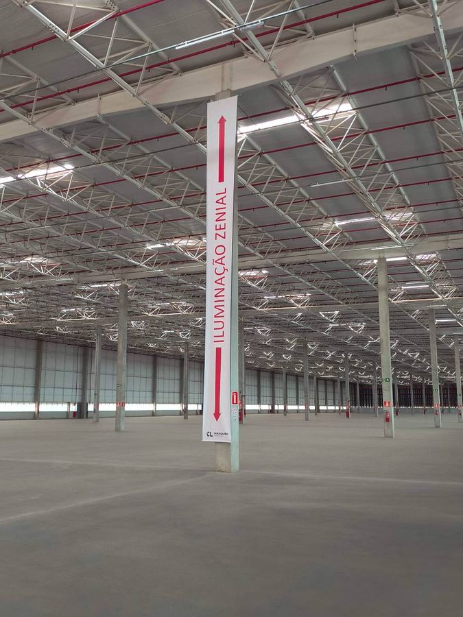 Galpão Industrial 1.075m² Pronto para Uso em Embu das Artes - Frente Rodovia - Galpão em Água Espraiada, Embu das Artes - para locação - PERENNIAL ASSESSORIA E SERVIÇOS LTDA EPP