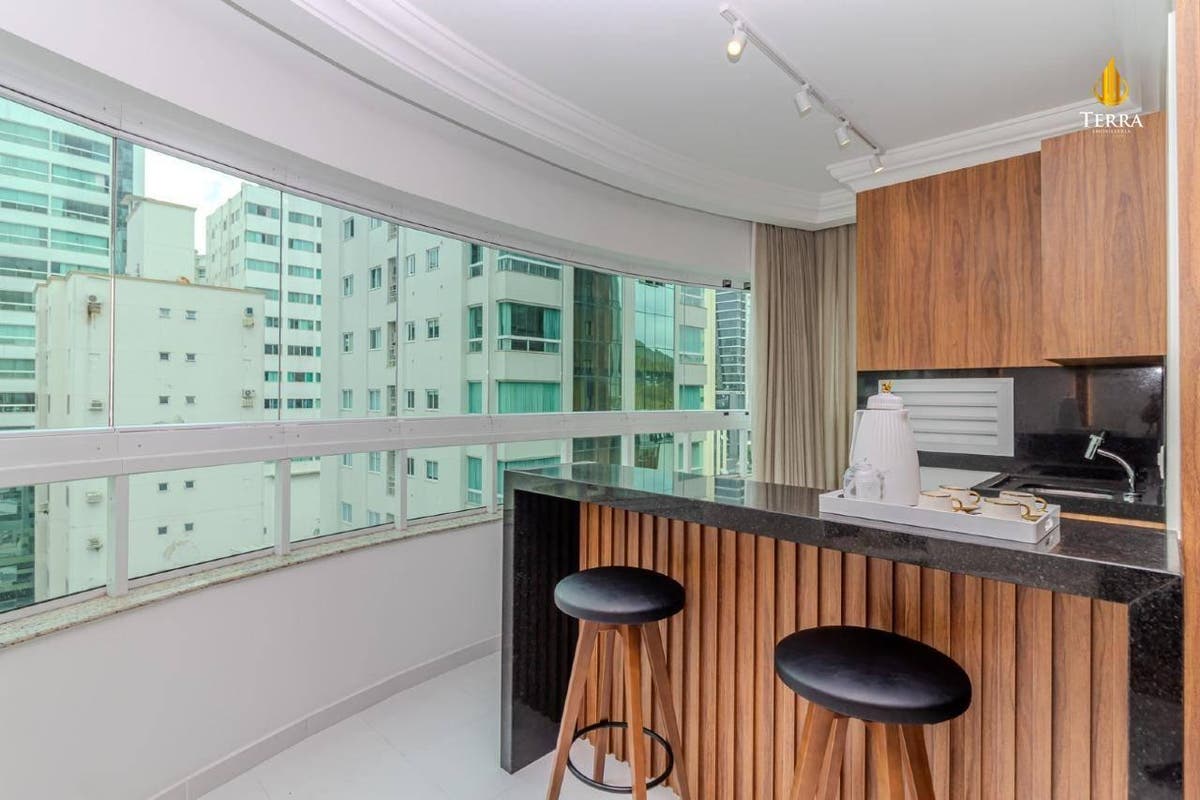 Apartamento Mobiliado à venda no Edifício Atacama em Balneário Camboriú - Apartamento em Centro, Balneário Camboriú - à venda - IMOBILIÁRIA TERRA ITAJAI LTDA