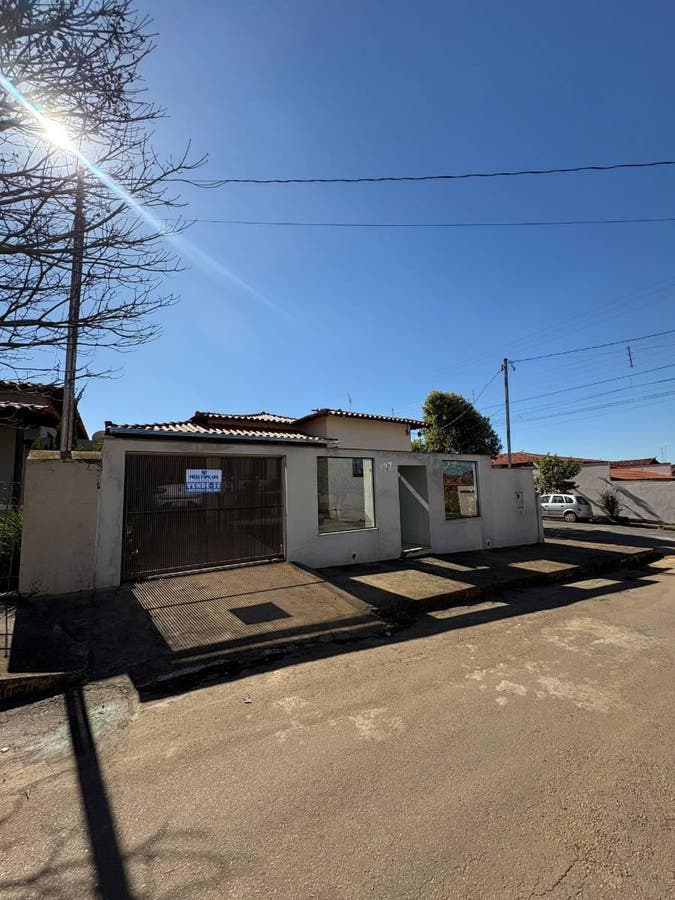 Casa com 4 quartos, Simão da Cunha - Abaeté - Casa em Simão da Cunha, Abaeté - à venda - Multiplus Negocios e Imoveis LTDA