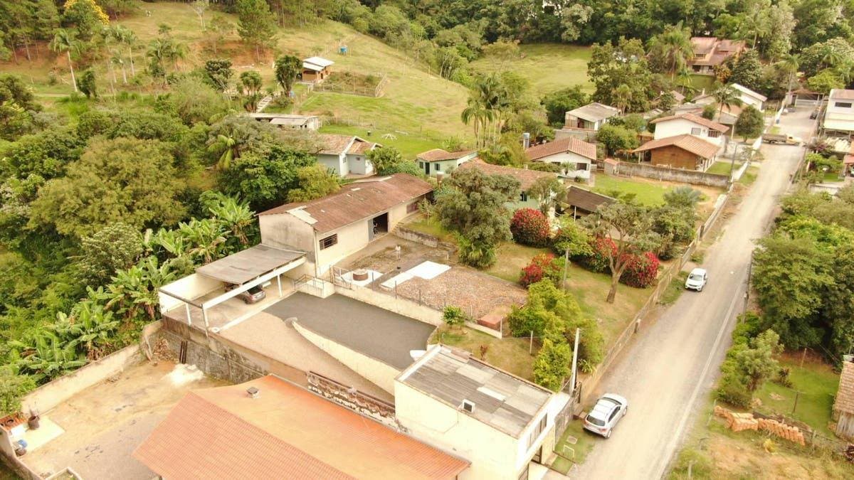 TERRENO COM GALPÃO - Bairro Canta Galo - Rio do Sul/SC - Galpão em Canta Galo, Rio do Sul - à venda - ARPIA Imobiliária