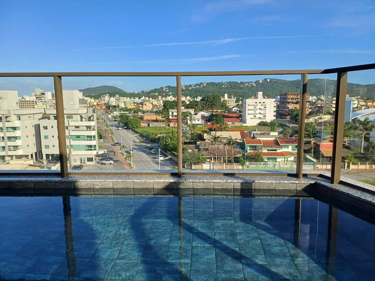 Apartamento à Venda Mobiliado com 2 Quartos (1 Suíte), 104m² Privativos, 1 Vaga Privativa em Bombas - Bombinhas/SC - Apartamento em Bombas, Bombinhas - à venda - PRIME INVESTIMENTOS