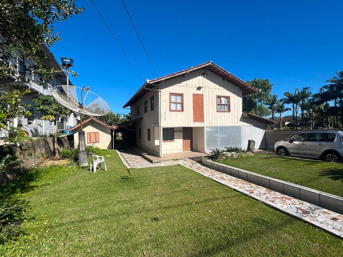 Casa com 4 quartos à Venda, Poço Grande - Gaspar - Casa em Poço Grande, Gaspar - à venda - Tomio Imoveis Ltda