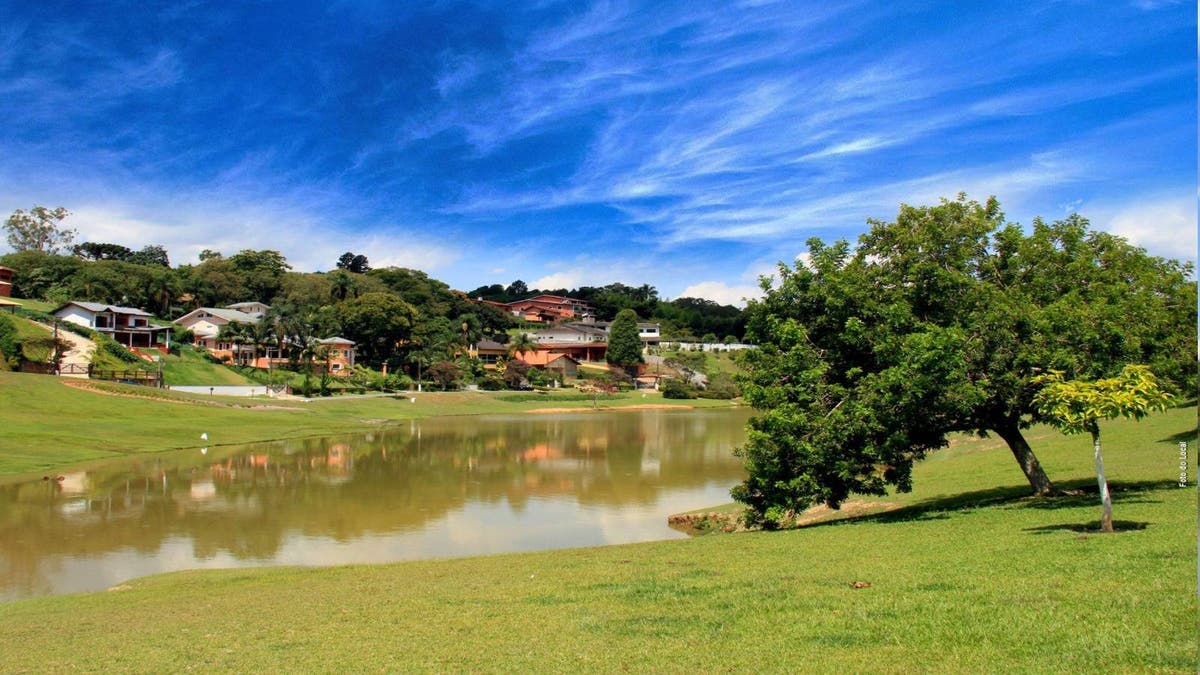 Terreno à venda no Condomínio Capital Ville - Jundiaí/Cajamar - Lote/Terreno em Loteamento Capital Ville, Jundiaí - à venda - Entry Imob