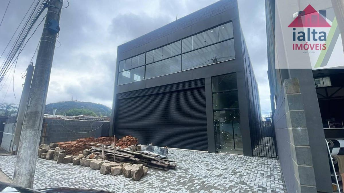 Galpão para locação, Sumaré -Caraguatatuba/SP - Galpão em Caraguatatuba - para locação - IALTA IMOVEIS LTDA