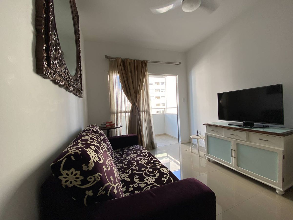 Apartamento de 2 Dormitórios, Sendo 1 Suíte para Locação Anual em Balneário Camboriú - Apartamento em Centro, Balneário Camboriú - para locação - Desc Imóveis