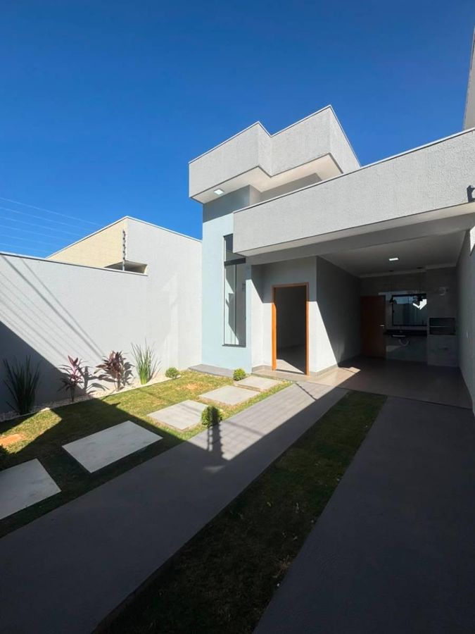 Casa à Venda - Região Norte - Casa em Setor Escala, Anápolis - à venda - DOMUS IMOBILIARIA LTDA