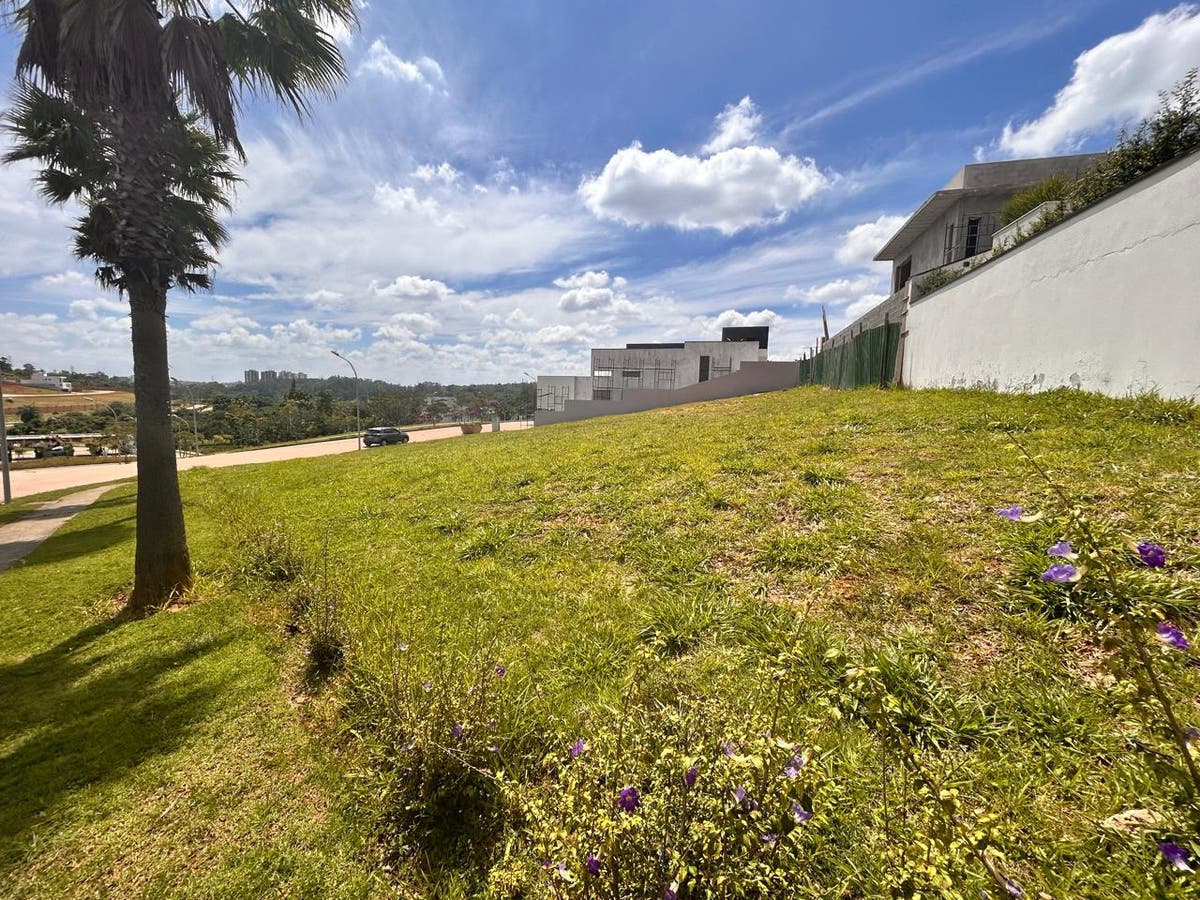 Terreno Condomínio Alphaville Jundiai I - 688m com uma vista privilegiada - Lote/Terreno em Jardim Martins, Jundiaí - à venda - Entry Imob