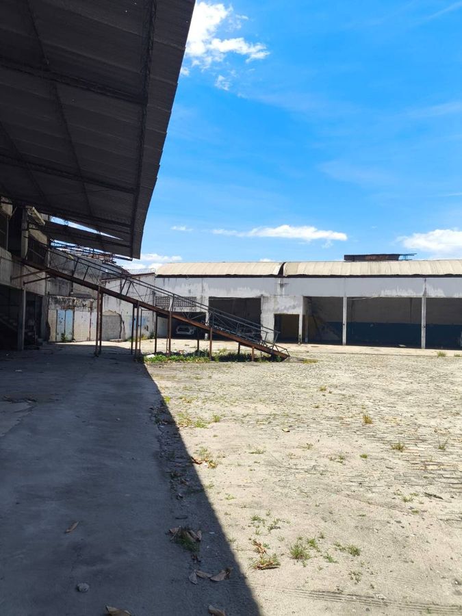 10.000 m² Pátio + 3.000 m² de Galpão- Bonsucesso, RJ - 13.000 m² - Galpão em Bonsucesso, Rio de Janeiro - para locação - PERENNIAL ASSESSORIA E SERVIÇOS LTDA EPP