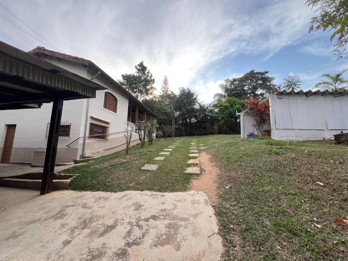 Chácara com 3 dormitórios à venda, 5000 m² por R$ 1.100.000,00 - Bom Jardim - Jundiaí/SP - Chácara em Bom Jardim, Jundiaí - à venda - Catedral Brokers Negócios Imobiliários