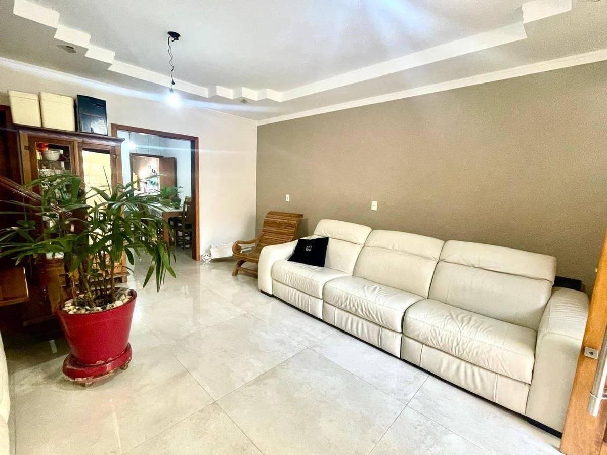 Sala de estar ampla