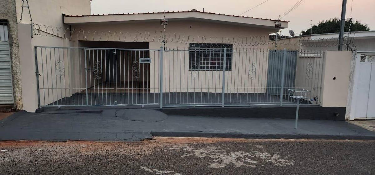CASA EM GUAXUPÉ - VILA MAGALHAES - Casa em Vila Magalhães, Guaxupé - à venda - Grupo G3 Investhouse Ltda