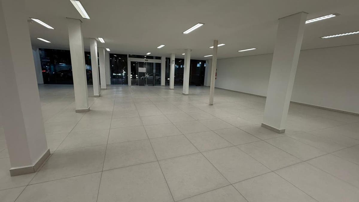 SALA COMERCIAL - BALNEÁRIO CAMBORIÚ - Comercial em Centro, Balneário Camboriú - para locação - Brava Norte Imóveis