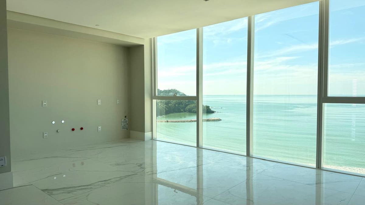Apartamento frente mar a venda, 4 dormitorios, 3 vagas,184m² , centro, Balneario Camboriu - Apartamento em Centro, Balneário Camboriú - à venda - IMEX INVESTIMENTOS LTDA