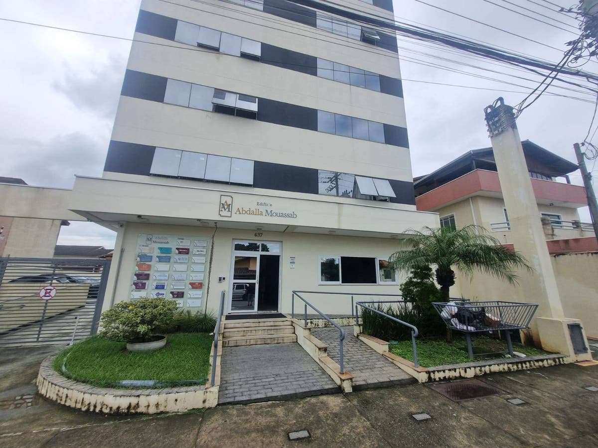 Sala à Venda, Centro - Pindamonhangaba - Sala em Centro, Pindamonhangaba - à venda - EDSON DERRICO IMOVEIS LTDA