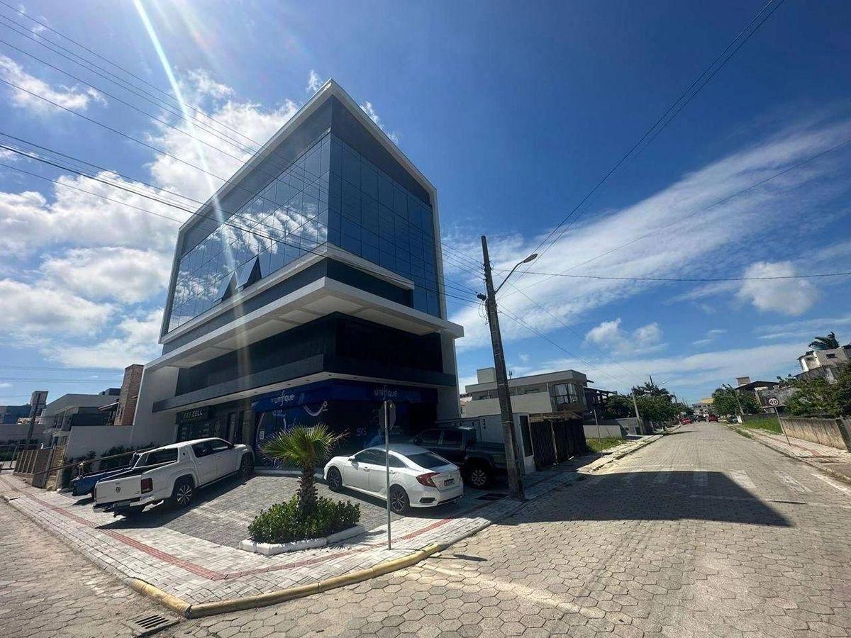 Sala comercial nova à venda bairro Bombas Bombinhas SC - Salas Comerciais em Bombas, Bombinhas - à venda - Imobiliária Rota do Sol