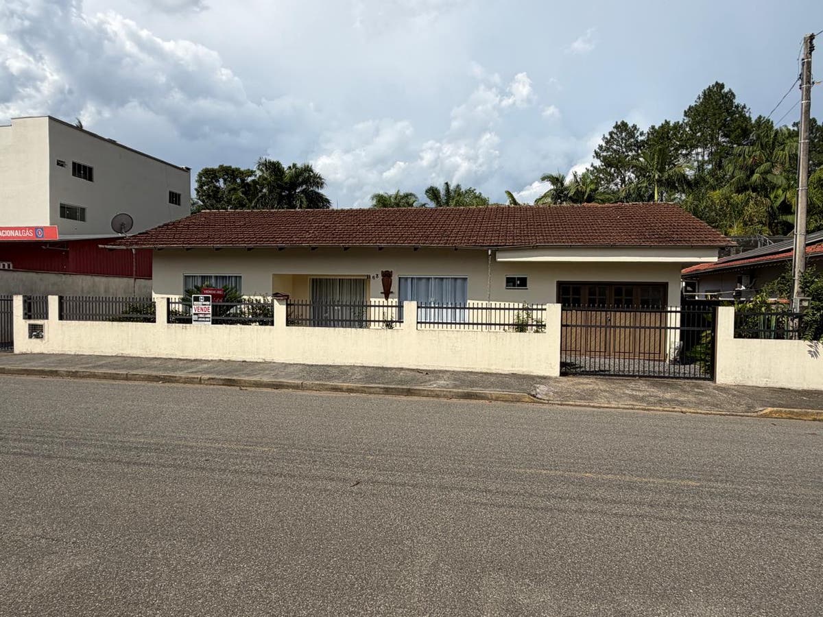 Imóvel para venda na Rua 25 de Julho - Corupá - Casa em Seminário, Corupá - à venda - CONSTRUTORA O.R. LTDA