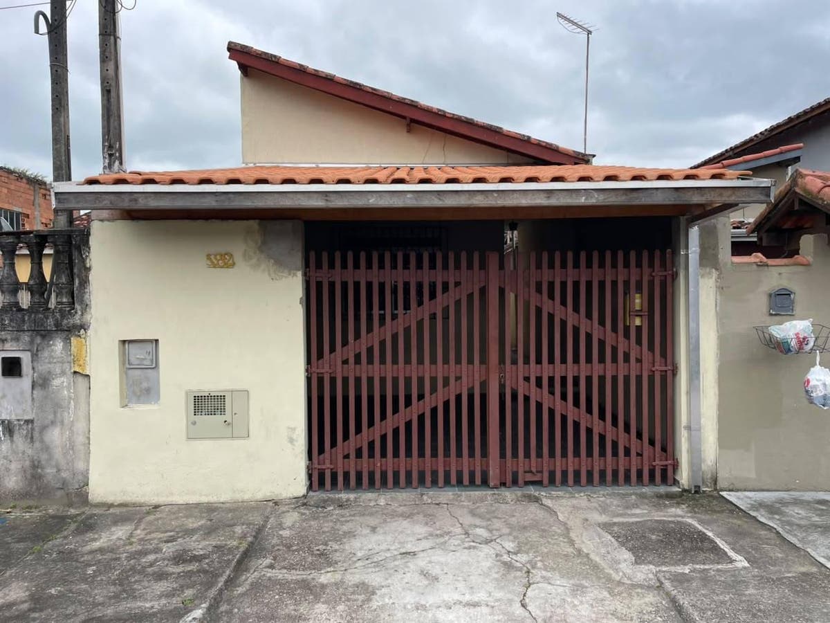 Casa | Poiares | Caraguatatuba - Casa em Poiares, Caraguatatuba - para locação - Sileyne Imóveis
