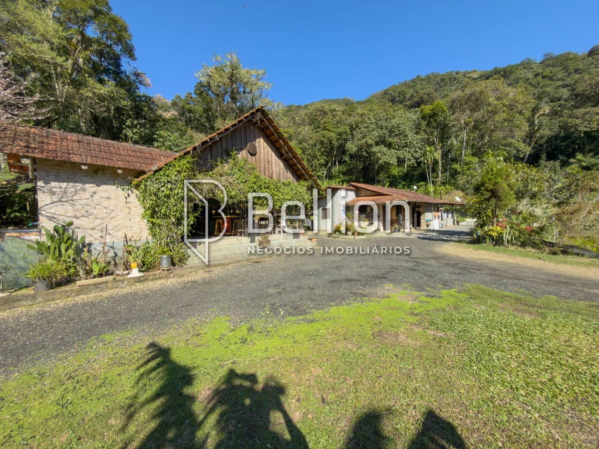 Sítio à Venda em Benedito Novo | 25.000 m² com Lagoas, Riacho e Casa Mista - Sítio - à venda - Bellion Negocios Imobiliarios LTDA