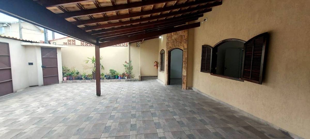 Casa com 3 quartos à Venda, Jardim Santa Cecília - Pindamonhangaba - Casa em Jardim Santa Cecília, Pindamonhangaba - à venda - EDSON DERRICO IMOVEIS LTDA