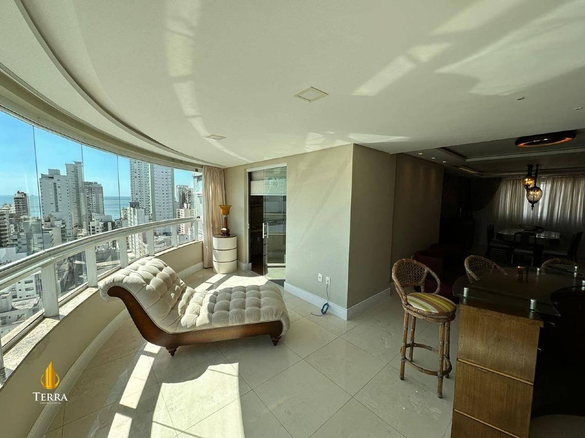 Cobertura Duplex a venda no Edifício Solar Do Tamarindo localizado no Centro de Balneário Camboriú. - Cobertura em Centro, Balneário Camboriú - à venda - IMOBILIÁRIA TERRA ITAJAI LTDA