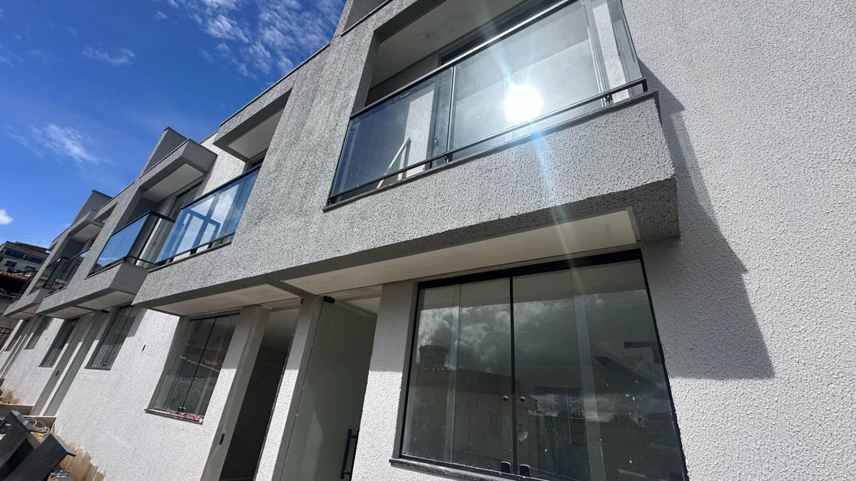 Casa Geminada Duplex no Jd Alterosa 2º Seção - Betim - Casa Geminada em Jardim das Alterosas - 2ª Seção, Betim - à venda - Via M Empreendimentos Imobiliários Ltda