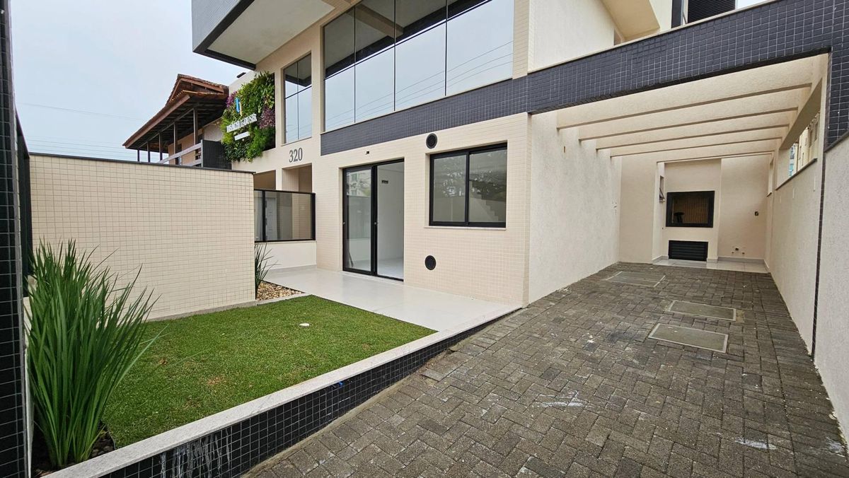 Beach House Apartamento Garden 3 Quartos Praia Mariscal Bombinhas Sc - Duplex em Canto Grande, Bombinhas - à venda - Imobiliária Rota do Sol