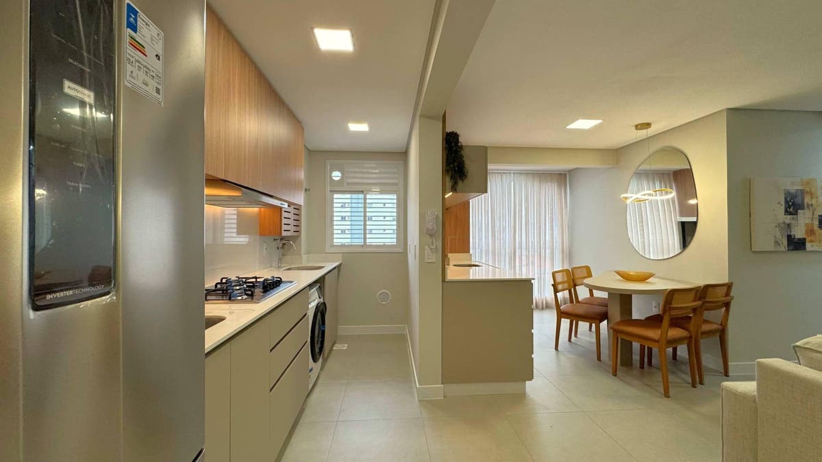 Apartamento Mobiliado | Centro | 2 quartos (1 suíte) | 61m² - Apartamento em Centro, Jaraguá do Sul - à venda - MACROimoveis.com