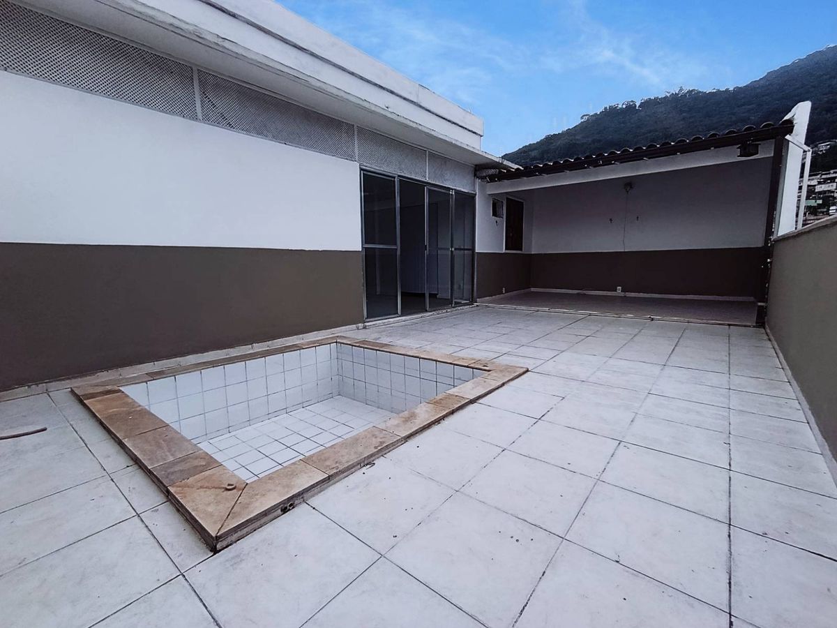 Vendo Linda Cobertura Duplex de 2 Quartos em Endereço Estratégico da Rua Bom Pastor - Cobertura em Tijuca, Rio de Janeiro - à venda - MIGUEZ IMOBILIÁRIA
