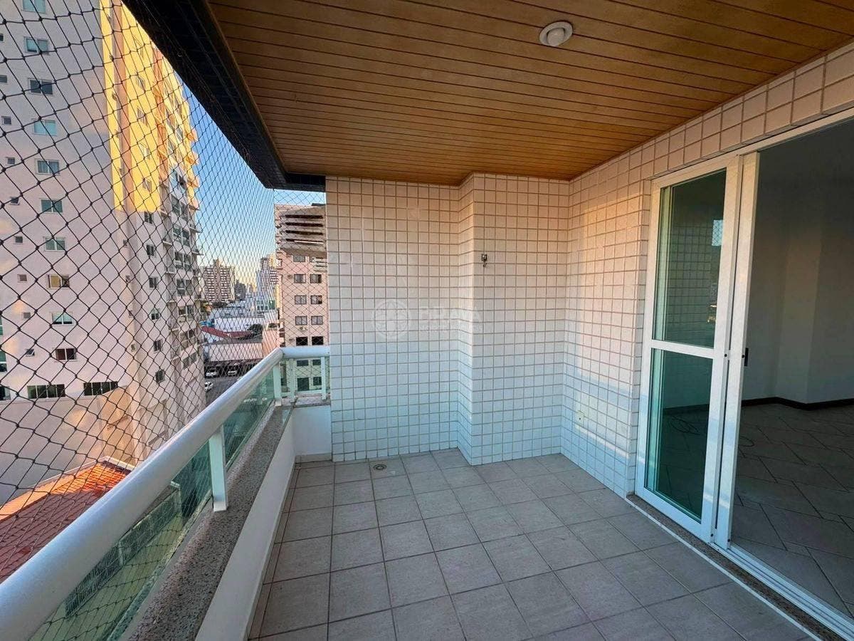 APARTAMENTO COM 3 DORMITORIOS NO CENTRO DE ITAJAÍ - Apartamento em Centro, Itajaí - para locação - Brava Norte Imóveis