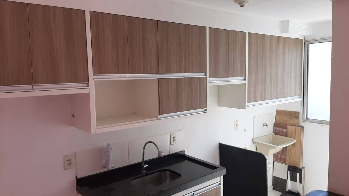 APARTAMENTO JERIBA NA SAÍDA PARA SÃO JOSE DOS CAMPOS - Apartamento em Loteamento Villa Branca, Jacareí - à venda - LISURA IMÓVEIS