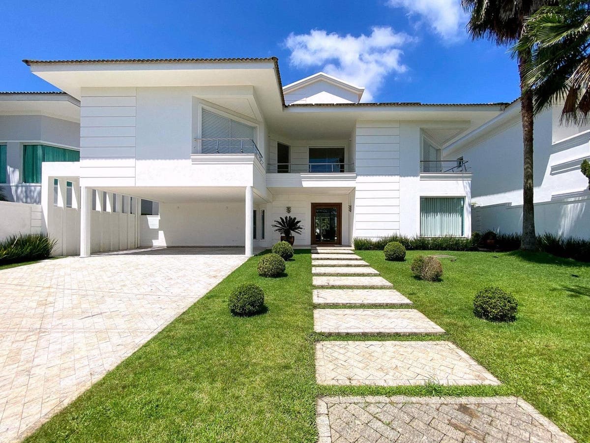 Villa Braggion — Para Quem Não Procura Apenas uma Casa no Jardim Acapulco. - Casa de Condomínio em Jardim Acapulco, Guarujá - à venda e para locação - G.K.N EMPREENDIMENTOS E PARTICIPAÇÕES IMOBILIÁRIAS LTDA