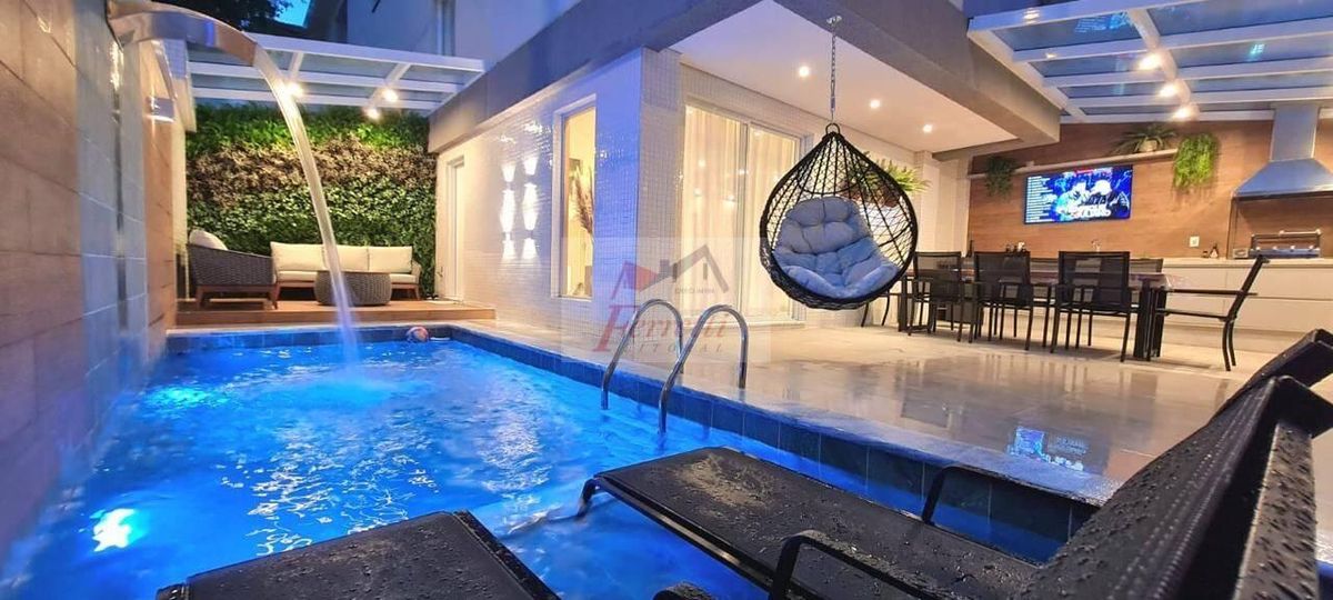 Casa Triplex com 3 suítes decorada e climatizada à venda no bairro Embaré - Santos/SP - Casa em Embaré, Santos - à venda - Ferretti Litoral Imoveis