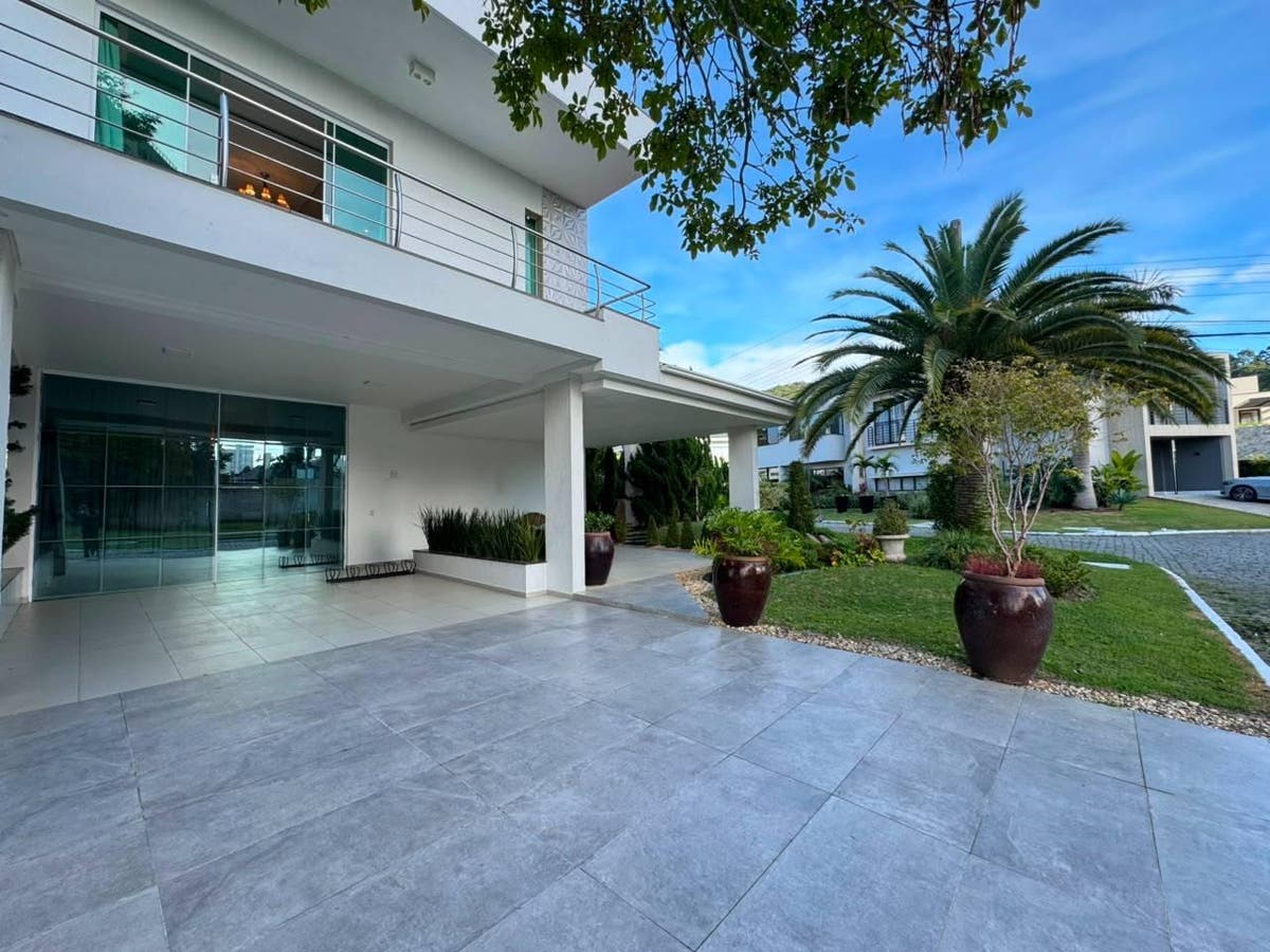 Casa de Alto Padrão com 3 Suítes e 2 Demi-Suítes | Condomínio Horizontal Praia Brava | Itajaí - Casa de Condomínio em Praia Brava, Itajaí - à venda - TAB Imóveis