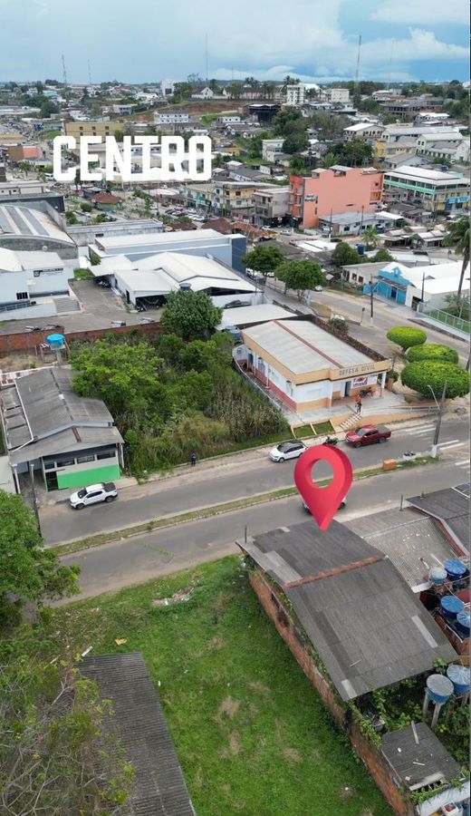 CASA -CENTRO - Prédio em Centro, Cruzeiro do Sul - à venda - Victor Henrique de Barros Silva
