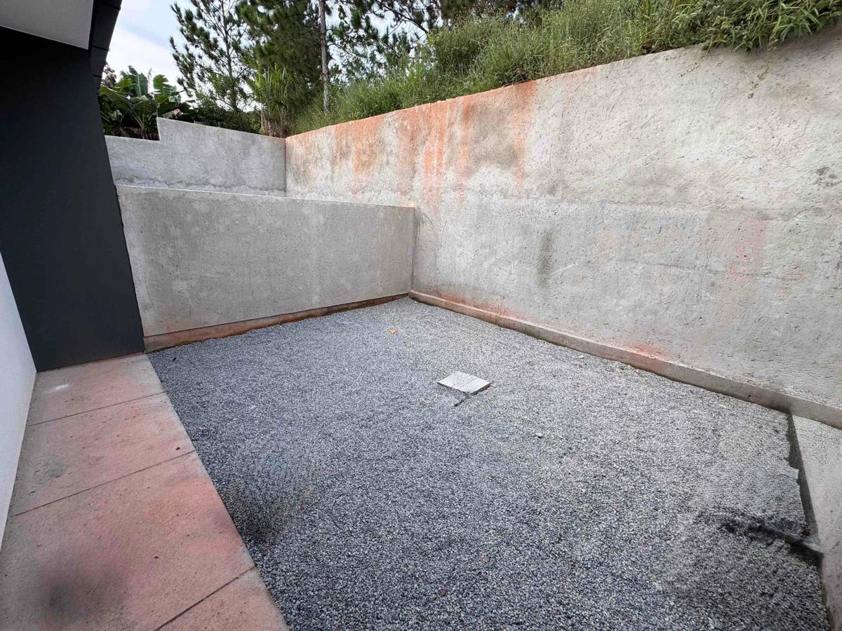 Sobrado a venda no Jardim Botânico, São José, SC - Sobrado em Potecas, São José - à venda - Madri Imóveis ltda