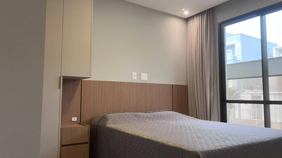 APARTAMENTO NO EDIFÍCIO HOBUS VILLA - PRAIA DOS AMORES, BALNEÁRIO CAMBORIÚ - Apartamento em Praia dos Amores, Balneário Camboriú - à venda - Brava Norte Imóveis
